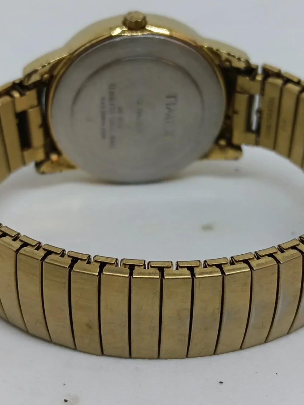 Timex Indiglo 14 Unisex 35mm Gold Tone Easy Reader Date Flex Band Watch NEW BATT - Picture 6 of 11